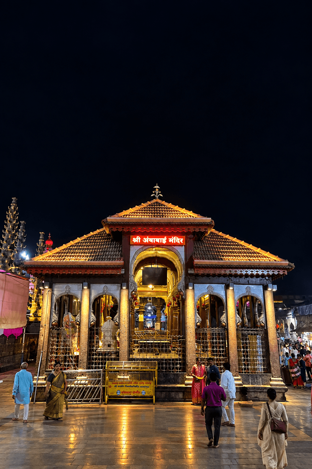 Shri Ambabai Mandir, the Mahalaxmi Temple of Kolhapur, lit up at night
